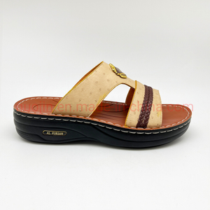 Sandales pour hommes, nouveau Style, pantoufles supérieures en PVC, chaussures de plage, 2023