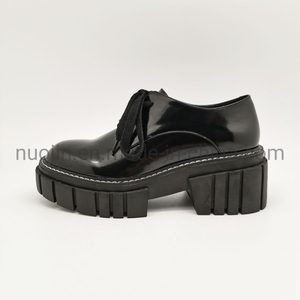 2020 Mode décontractée dames chaussures de haute qualité automne hiver plate-forme chaussures confortables femmes Paten PU chaussures