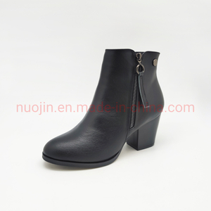 Bottines à bout pointu et talons bloc pour femmes, nouveau Design, chaussures à la mode, bottes courtes occidentales pour dames, 2023