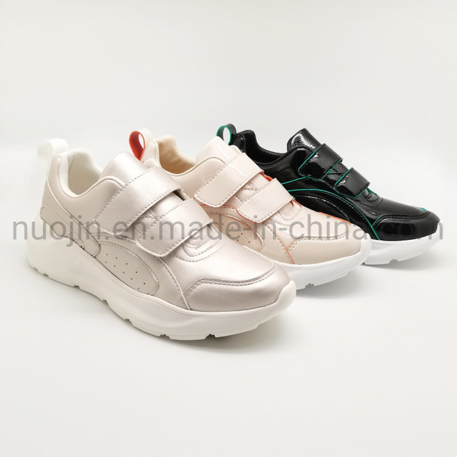 Mode féminine Tous les baskets confortables en PU Chaussures pour femmes Chaussures de sport Chaussures pour femmes